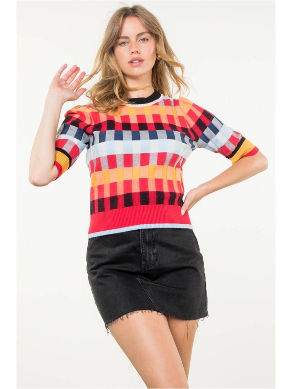 Women's Knit Short Sleeve Sweater - Picture 3 of 7